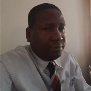 Meet your Posher, Olanrewaju